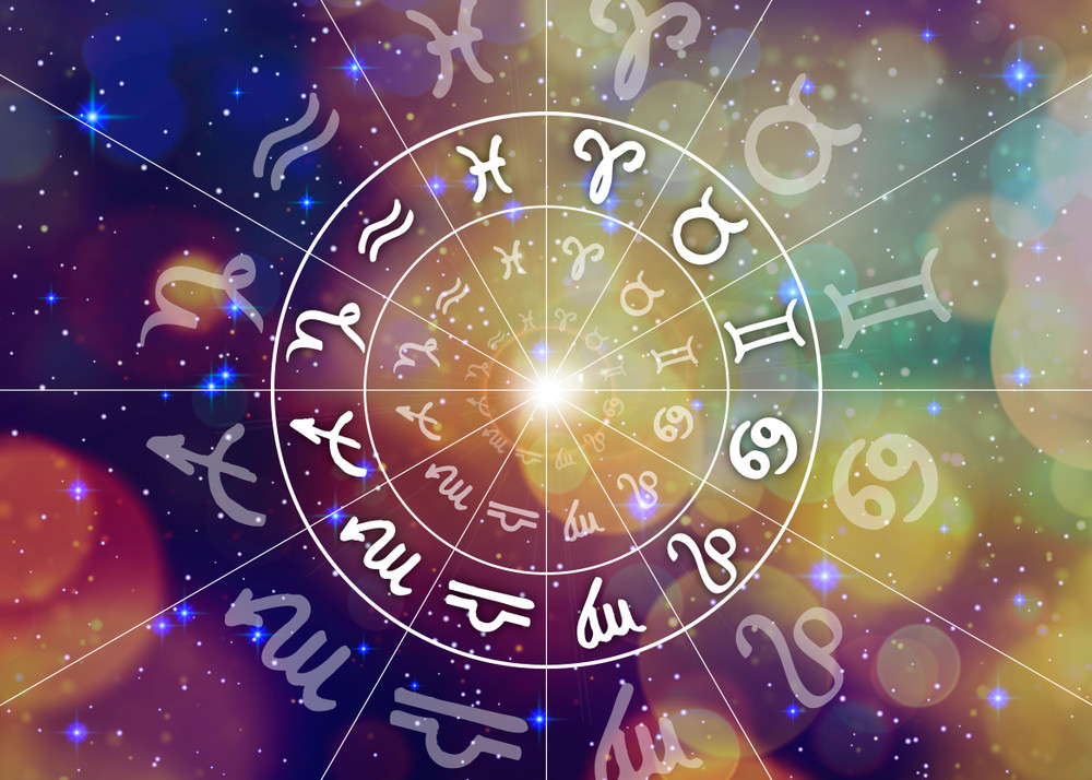 Horoskop: Foto: © McCarony / shutterstock / #1606255384
